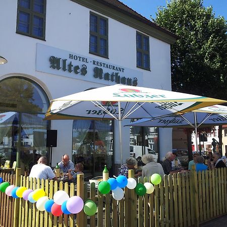 "Altes Rathaus" Grevesmuhlen Hotel Bagian luar foto